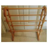 Quilt Stand