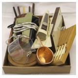 Tray lot of Assorted Items