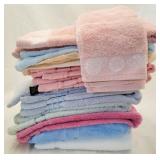 Lot of Assorted Hand Towels w/ 1 Bath Mat