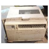 Whirlpool Window Unit  Air Conditioner