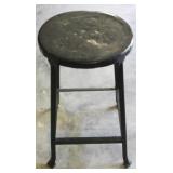Metal Stool - 14 x 24