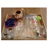 Tray lot of assorted items