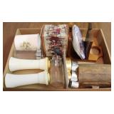 Tray lot of assorted items