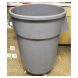 Trash can on wheels - 36 x 24