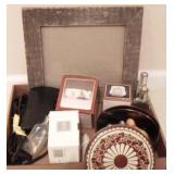 Box lot of assorted items