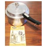Micro Matic Pressure cooker