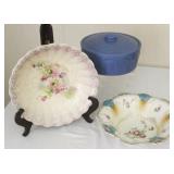 Lot of assorted bowls