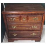 Bassett 3 drawer dresser