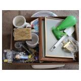 Tray lot of assorted items