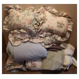 Lot of assorted linens & throw pillows