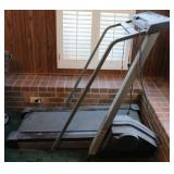 DP Courier 2355 Treadmill