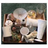Tray lot of assorted items