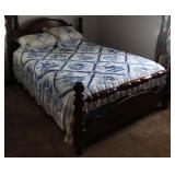Queen Size bed w/ bedding