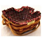 1993 Longaberger Red Bayberry Christmas basket