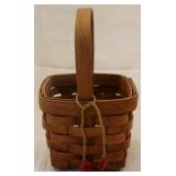 1990 Longaberger Small Peg Basket