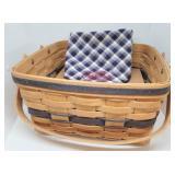 1992 Longaberger JW Collection Cake basket w/riser