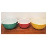 3 pc.  Pyrex Mixing Bowls