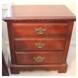 2-Drawer Nightstand
