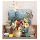 Tray Lot of Assorted Items