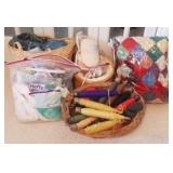 Lot of Assorted Sewing Items