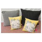 4 Throw Pillows