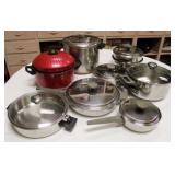 9pcs of assorted pots & pans