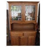 Leaded glass hutch
