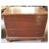 3-Drawer Dresser