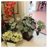 3 Floral items