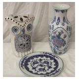 Lot of assorted blue & white items