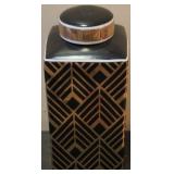 Chelsea House black & gold ginger jar
