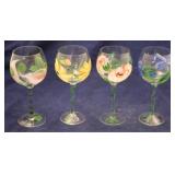 4 Decorated wine glasses