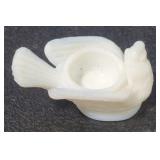 Milk glass chicken salt dip