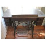 Singer Sewing Machine