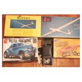 Lot of Vintage Model Kits