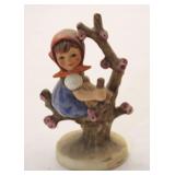 Hummel "Apple Tree Girl" - 4"