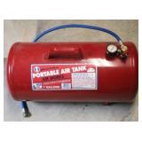 Portable 7 gallon air tank