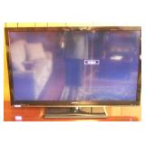 Hitachi 42" LCD TV- works, no remote