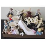 Tray Lot of Assorted Items