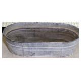 Large oval metal wash tub