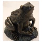 Cast iron large bull frog
