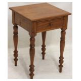 Vintage turned leg one drawer table