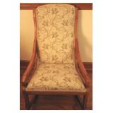 Rocking Chair - 30 x 29 x 33