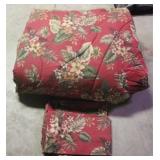 Queen/Full Size Comforter w/ Pillow Covers