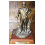 "The Marshall" NRA Statue #3368 - 13" tall