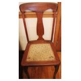 Chair - 18 x 17 x 38