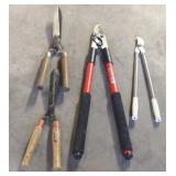 2 Loppers & 2 Hedgers