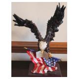 Bald Eagle Resin Statue - 12 x 11
