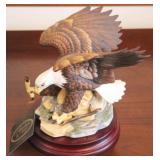 Andrea Bald Eagle Statue w/ Wood Base - 9 x 8