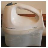 Hamilton Beach Hand Mixer - 9 x 8